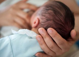 Breastfeeding challenges for new mums